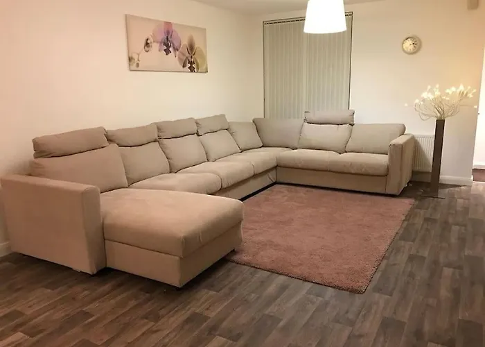 Great House + Air Conditioning + Free Car Parking